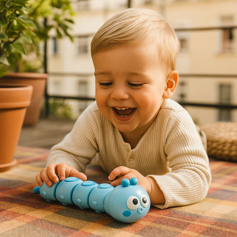 Pásový natahovací hračka pro děti – podporuje polohu na bříšku a rozvoj lezeckých dovedností