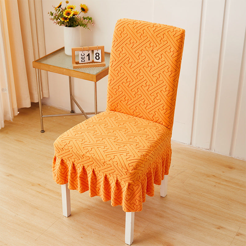 Potah na židli – snadno obnovte vzhled svých židlí