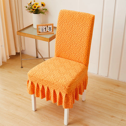 Potah na židli – snadno obnovte vzhled svých židlí